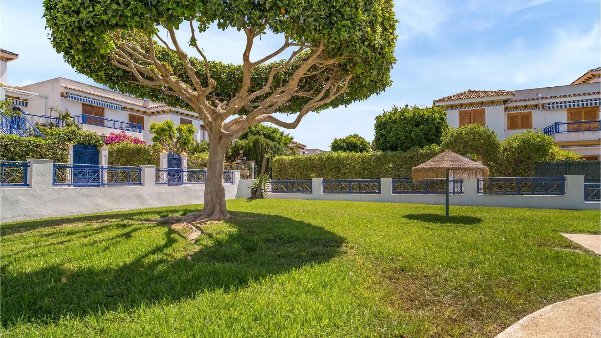 Amazing Apartment In Playas De Vera With Wifi